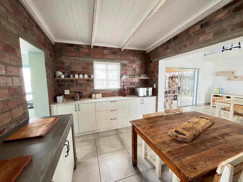 4 Bedroom Property for Sale in Dwarskersbos Western Cape